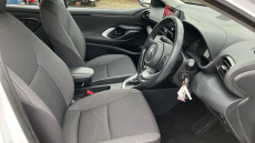 Toyota Yaris 1.5 Hybrid Icon 5dr CVT Hybrid Hatchback